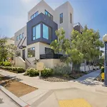 Walk To Balboa Park And Little Italy Lux Townhome